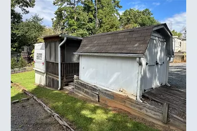 114 Pine Street, New London, NC 28127 - Photo 3
