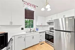 317 Wilson St, Graham, NC 27253 - Photo 5