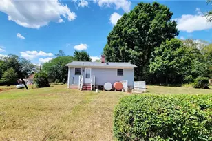203 Kellam St, Stoneville, NC 27048 - Photo 33