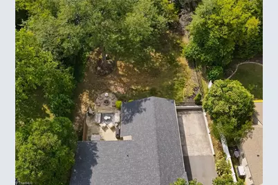 136 Lawndale Drive, Winston-Salem, NC 27104 - Photo 37