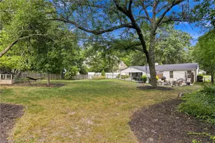 136 Lawndale Dr, Winston-Salem, NC 27104 - Photo 35