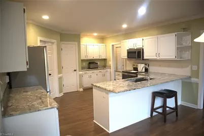 5805 Starboard Drive, Greensboro, NC 27410 - Photo 21