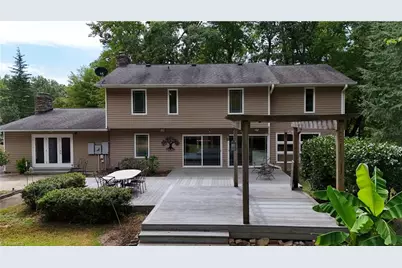 619 Cross Creek Drive, Mount Airy, NC 27030 - Photo 7