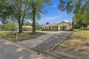 203 Capistrano Dr, Winston-Salem, NC 27103 - Photo 1