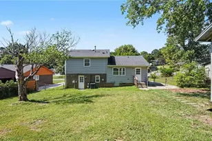 1115 Castlegate Dr, Winston-Salem, NC 27103 - Photo 23