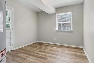 1115 Castlegate Dr, Winston-Salem, NC 27103 - Photo 17