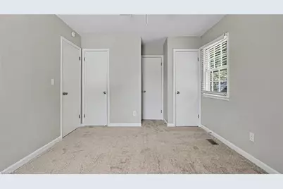 1115 Castlegate Drive, Winston-Salem, NC 27103 - Photo 9