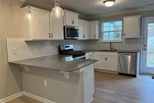 4032 Winding Vine Ln, Greensboro, NC 27410 - Photo 3
