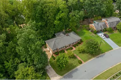 927 Kingston Drive, High Point, NC 27262 - Photo 41