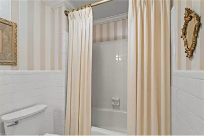 927 Kingston Drive, High Point, NC 27262 - Photo 23