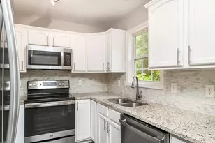 104 Taylors Ct, Burlington, NC 27217 - Photo 11
