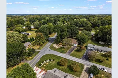2299 Winterberry Drive, Winston-Salem, NC 27106 - Photo 21