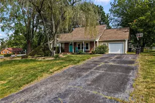 2299 Winterberry Dr, Winston-Salem, NC 27106 - Photo 31