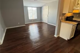 517 Market St, Graham, NC 27253 - Photo 3
