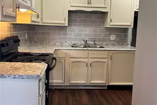 517 Market St, Graham, NC 27253 - Photo 7