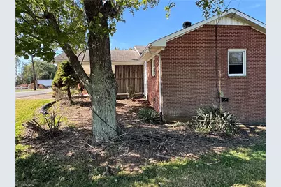 200 W King Street, King, NC 27021 - Photo 11