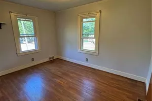 200 W King St, King, NC 27021 - Photo 31