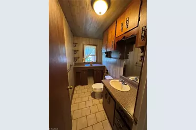 200 W King Street, King, NC 27021 - Photo 43