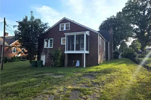 607 W Main St, Pilot Mountain, NC 27041 - Photo 3