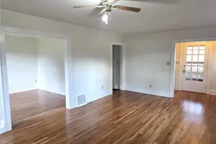 607 W Main St, Pilot Mountain, NC 27041 - Photo 11