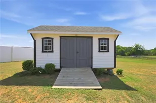 448 Troublesome Rd, Reidsville, NC 27320 - Photo 35