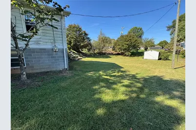 200 W King Street, King, NC 27021 - Photo 21