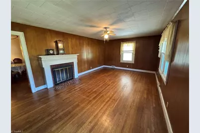 200 W King Street, King, NC 27021 - Photo 31