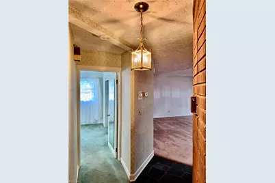 1031 Country Lane, Winston-Salem, NC 27107 - Photo 5