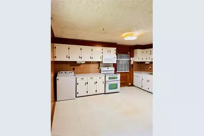 1031 Country Lane, Winston-Salem, NC 27107 - Photo 25