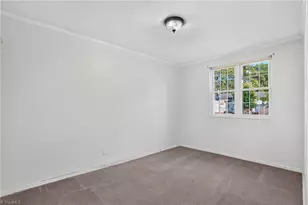 1810 Villa Dr, Greensboro, NC 27403 - Photo 17