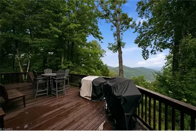 2235 Buck Mountain Road, Purlear, NC 28665 - Photo 15