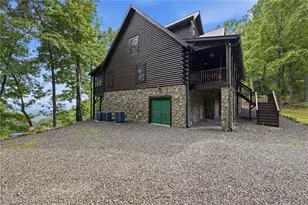 2235 Buck Mountain Rd, Purlear, NC 28665 - Photo 39