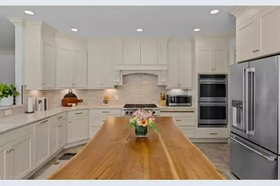 7376 Hidden View Drive, Oak Ridge, NC 27310 - Photo 9