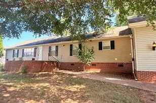 2350 Naomi Dr, Winston-Salem, NC 27107 - Photo 3