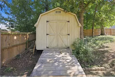 6625 Barton Creek Drive, Whitsett, NC 27377 - Photo 37