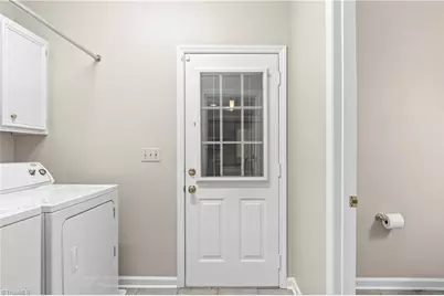 404 Drexmore Court, Winston-Salem, NC 27103 - Photo 15
