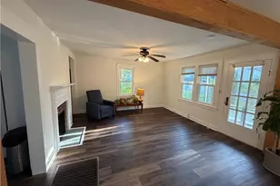 951 Newsome St, Mount Airy, NC 27030 - Photo 9