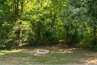 725 Beech Street, Yadkinville, NC 27055 - Photo 27