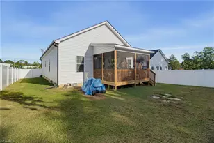 1305 Whitsett St, Burlington, NC 27215 - Photo 29