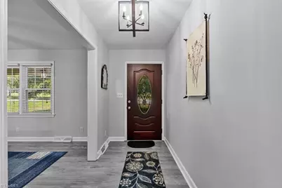 5961 Cottonwood Lane, Clemmons, NC 27103 - Photo 3