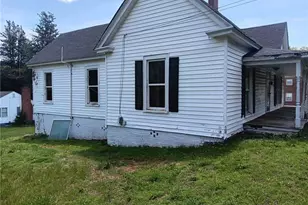536 Monroe St, Eden, NC 27288 - Photo 3