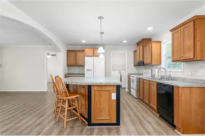 1054 Sutton Road, Greensboro, NC 27406 - Photo 11