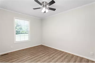1054 Sutton Road, Greensboro, NC 27406 - Photo 21
