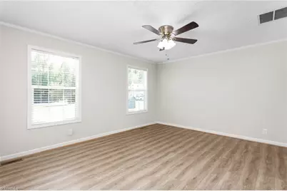 1054 Sutton Road, Greensboro, NC 27406 - Photo 15