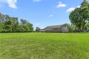 1054 Sutton Rd, Greensboro, NC 27406 - Photo 29