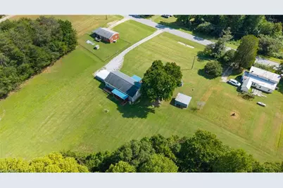 1054 Sutton Road, Greensboro, NC 27406 - Photo 37