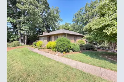 200 Ridgelea Court, Winston-Salem, NC 27104 - Photo 17