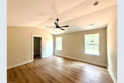 1045 W Holly Hill Road, Thomasville, NC 27360 - Photo 9
