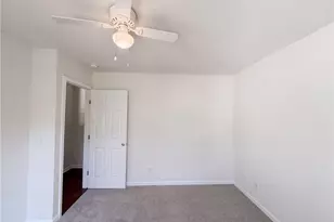 1913 Foust Rd, Greensboro, NC 27405 - Photo 11