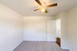 1913 Foust Rd, Greensboro, NC 27405 - Photo 13